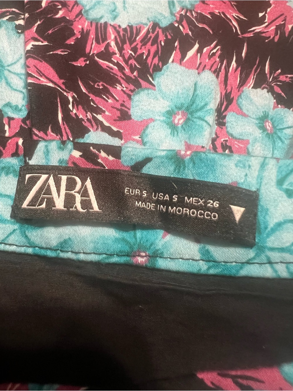 Zara Black Skirt with Turquoise Floral Print - Picture 5 of 6